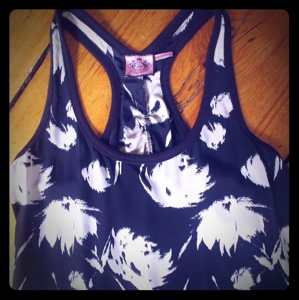 Juicy Couture racetrack top